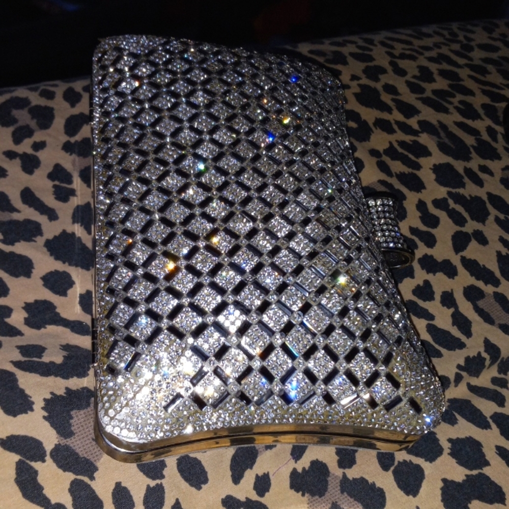 Silver beautiful Clutch Crossbody Strap